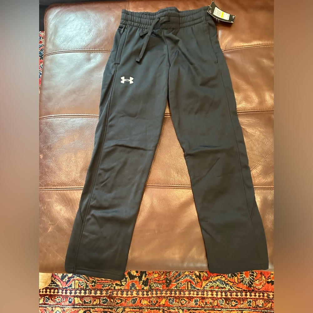 NWT Under Armour Youth Medium Pants